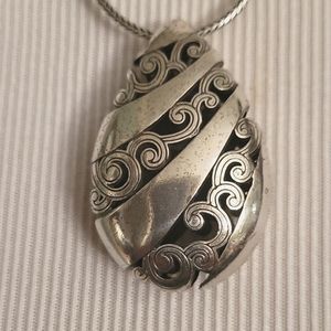 ❤️ Brighton Silver Vintage Necklace with Ornate Pendant